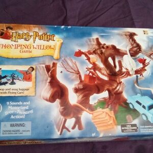 Warner Bros. Harry Potter Whomping Willow Motorized Game - Brown, Blue, Red